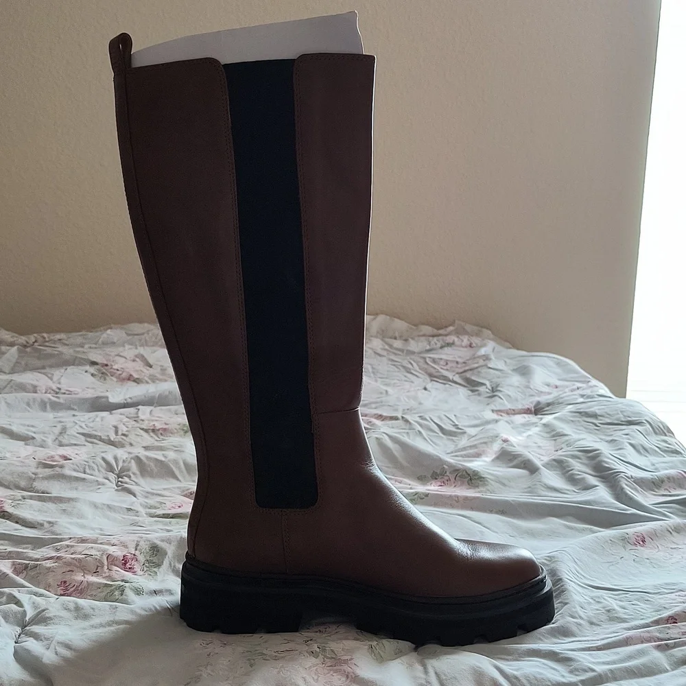 Madewell Poppy Tall Lugsole Boot - Picture 5 of 10